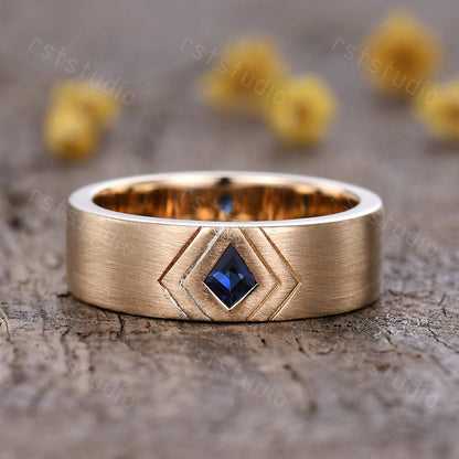 Mens Kite Cut Sapphire Ring, Vintage Gold Engraved Band