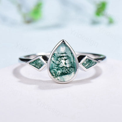 Bezel Set Moss Agate Ring Pear Aquatic Agate Engagement Ring Minimalist Kite Green Agate Wedding Ring For Women Three Stone Anniversary Ring - PENFINE