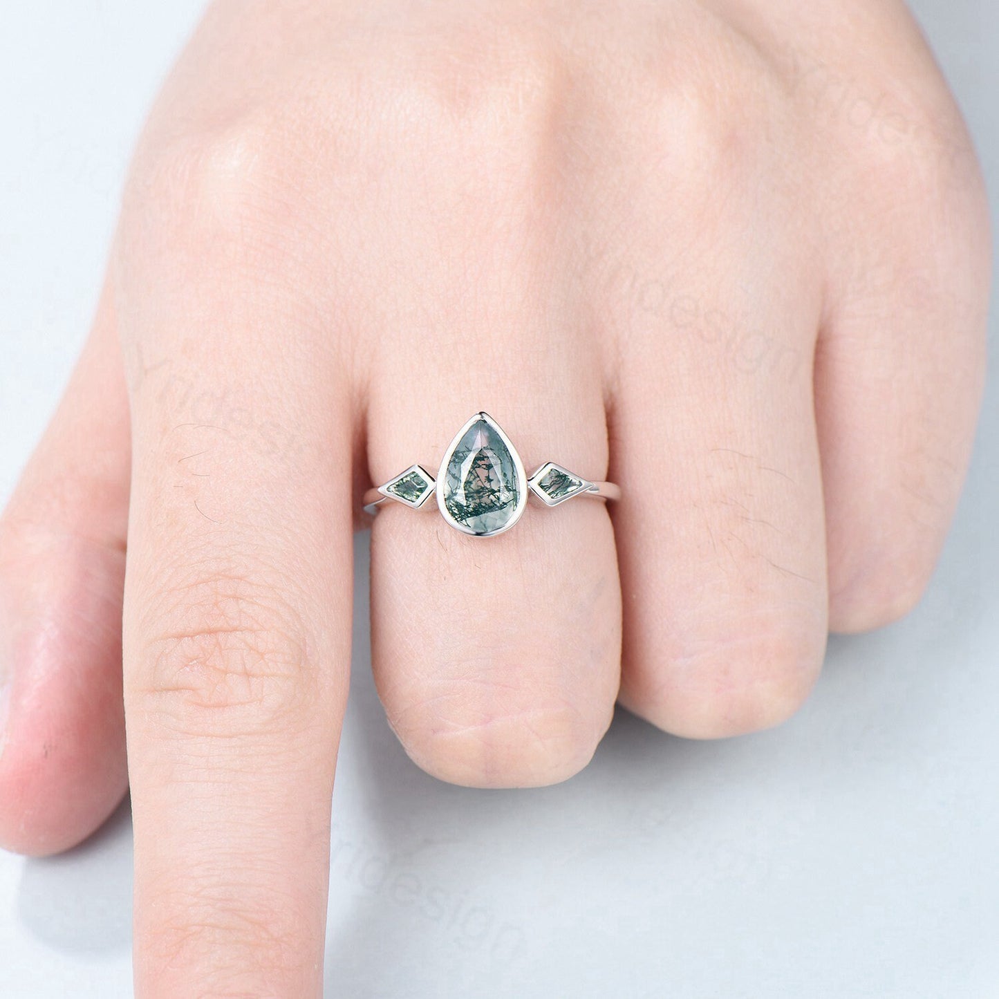 Bezel Set Moss Agate Ring Pear Aquatic Agate Engagement Ring Minimalist Kite Green Agate Wedding Ring For Women Three Stone Anniversary Ring - PENFINE