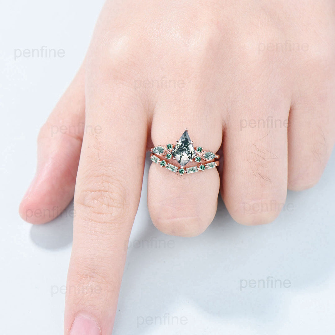 Vintage 1.5 Carat Kite Cut Moss Agate Engagement Ring Set Unique 14k Rose Gold Natural Green Marquise Agate Wedding Ring Set Ring for Women - PENFINE