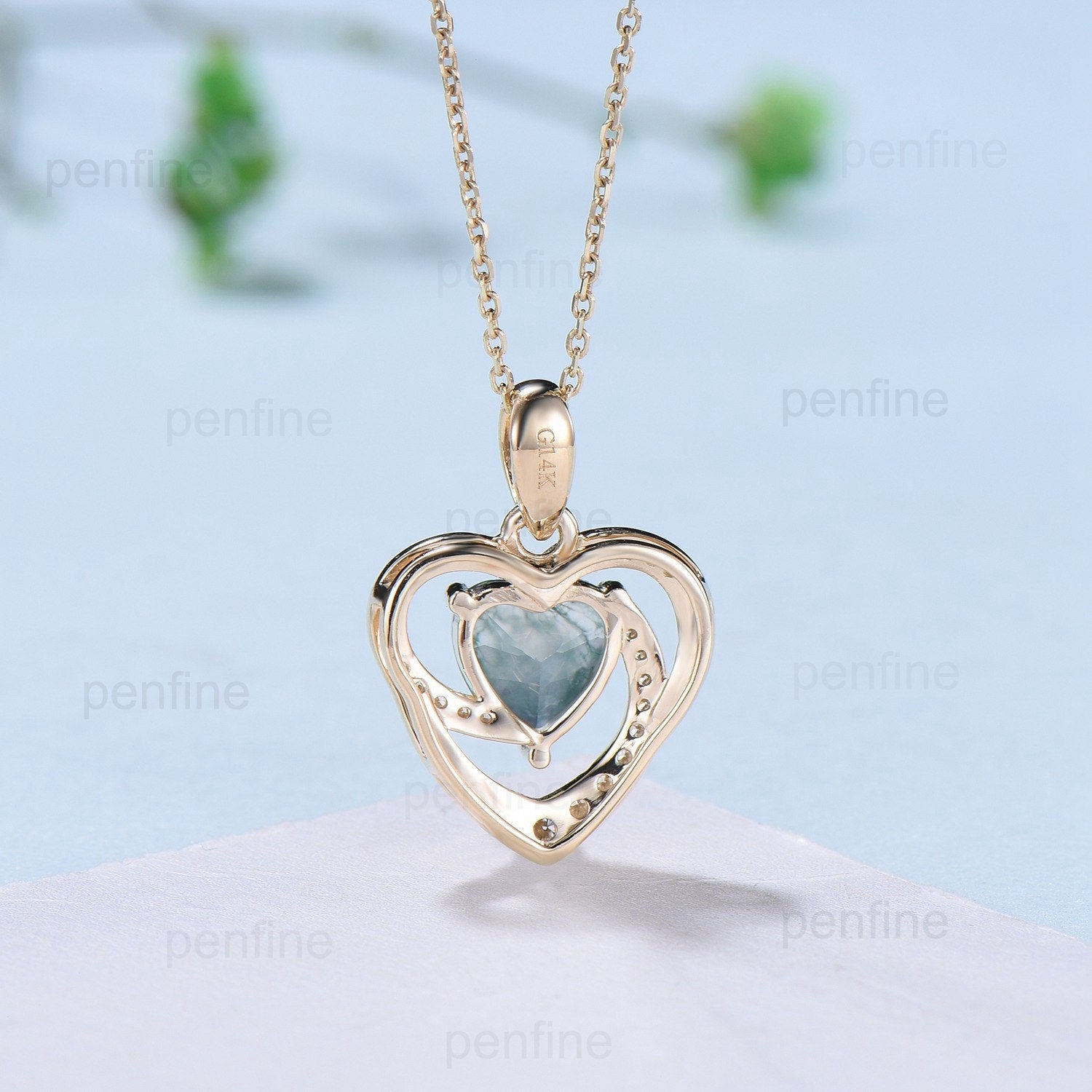 Vintage Heart Shaped Emerald Necklace Unique Retro Pendant Green Crystal Necklace Floral Pendant May Birthstone Pendant Anniversary gift - PENFINE