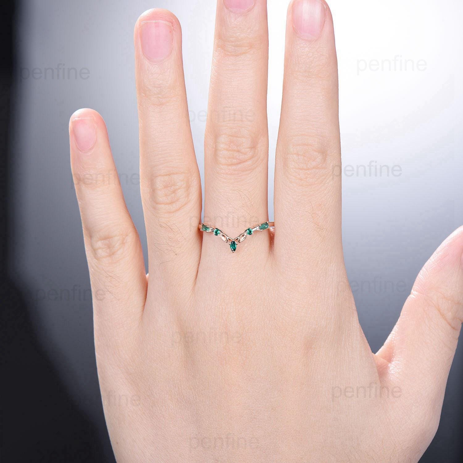 Vintage Baguette Emerald Wedding Band rose gold Melon seeds wedding ring Art Deco Emerald Stacking matching band jewelry gift for women - PENFINE