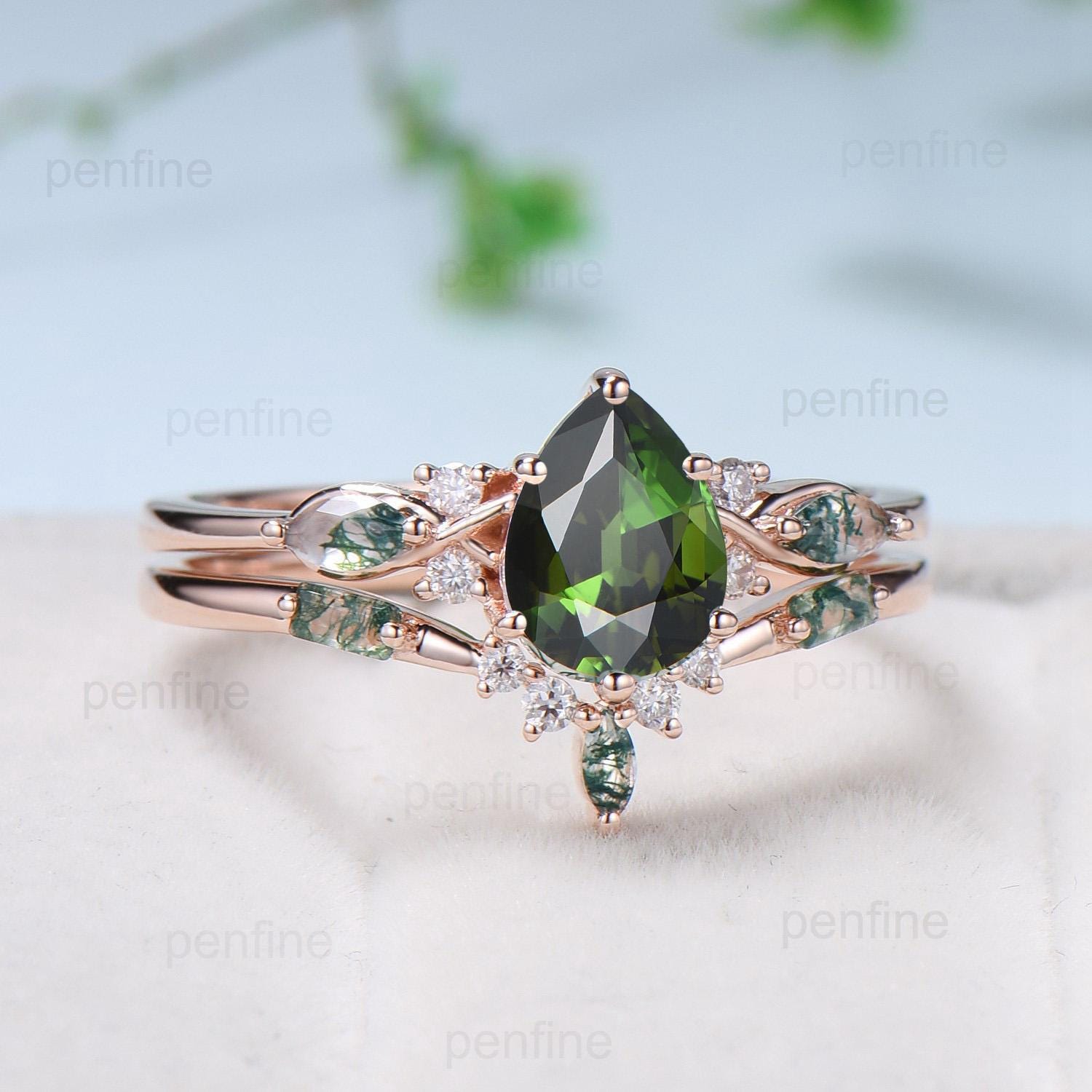 Vintage pear shaped green emerald good engagement ring set art deco rose gold marquise cut moissanite ring set unique wedding ring set for women