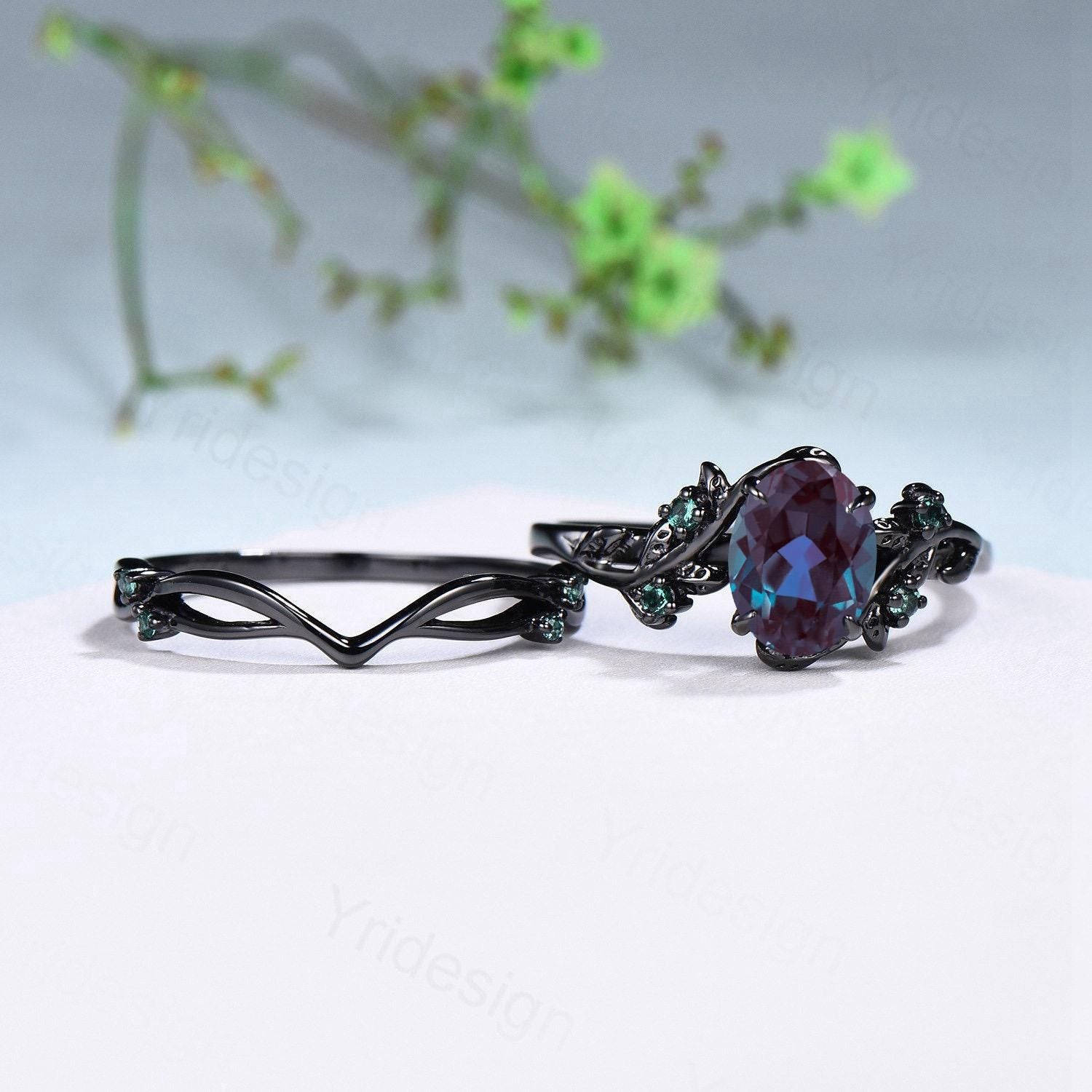 Unique black gold alexandrite ring set Nature Inspired twig leaf engagement ring vintage cluster emerald Leaf wedding ring set for women - PENFINE