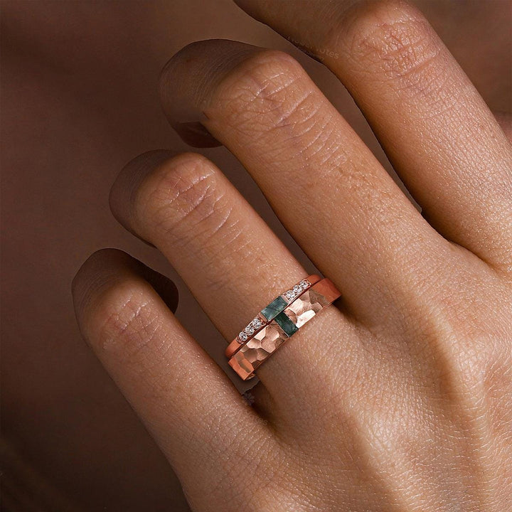 Couples moss agate ring set rose gold, baguette green agate engagement ring set men and women, His Hers wedding band Hammered wedding ring - PENFINE