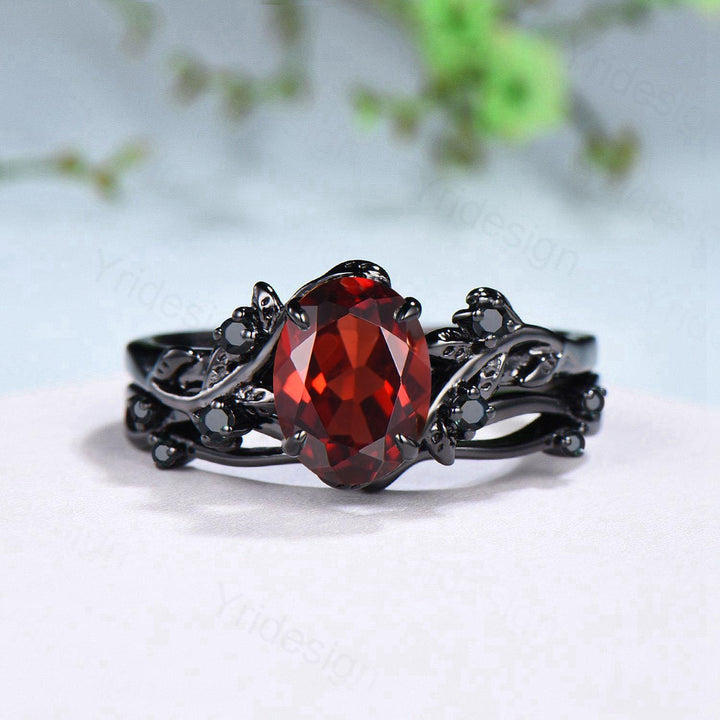 Nature Inspired black gold garnet ring set Unique garnet leaf engagement ring women cluster spinel January birthstone bridal ring set women - PENFINE