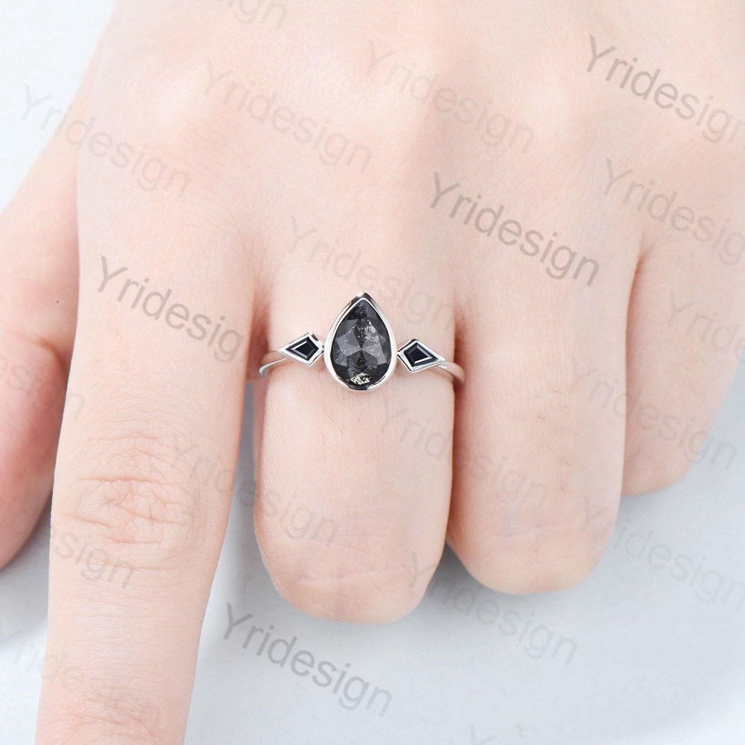 Bezel Set Salt And Pepper Diamond Engagement  Ring Pear Shaped  Minimalist Kite Black Spinel Wedding Ring Women Three Stone Anniversary Ring - PENFINE