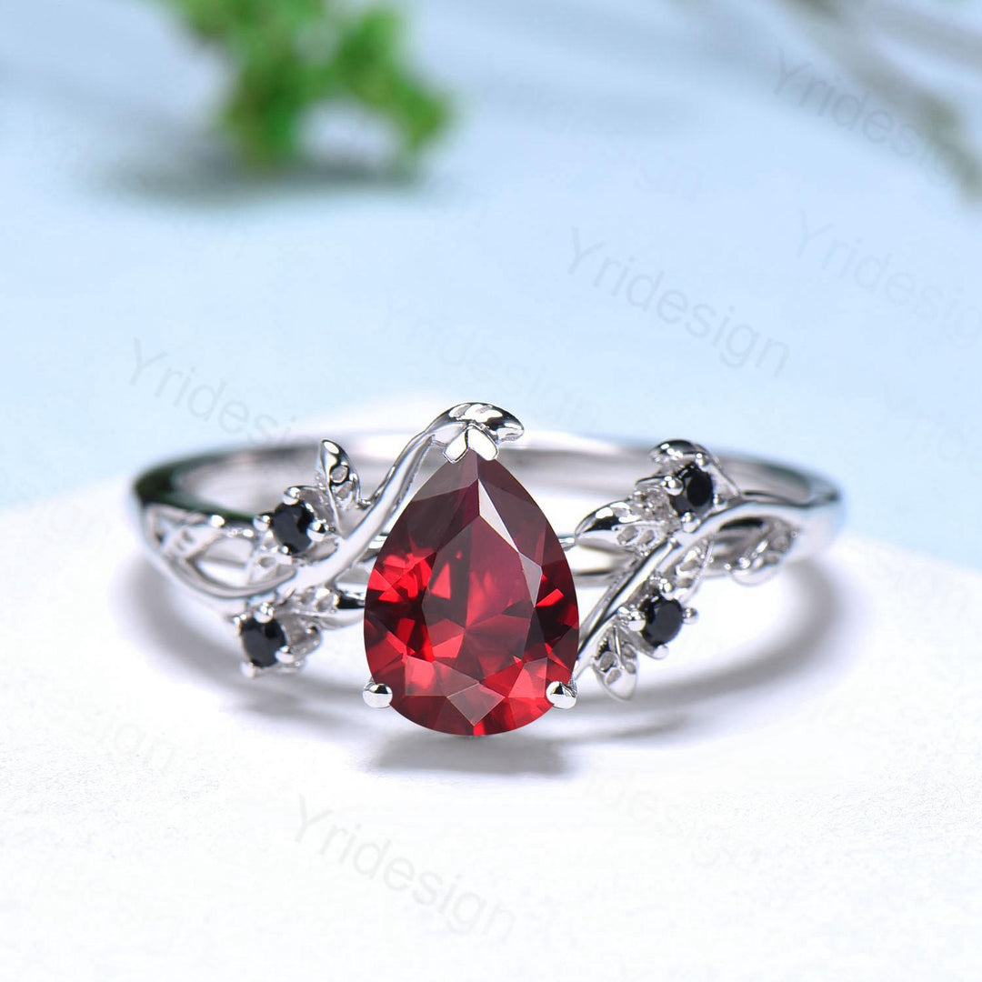 Pear shaped natural garnet ring set Nature inspired garnet engagement ring leaf vine black spinel band January birthstone bridal set women - PENFINE