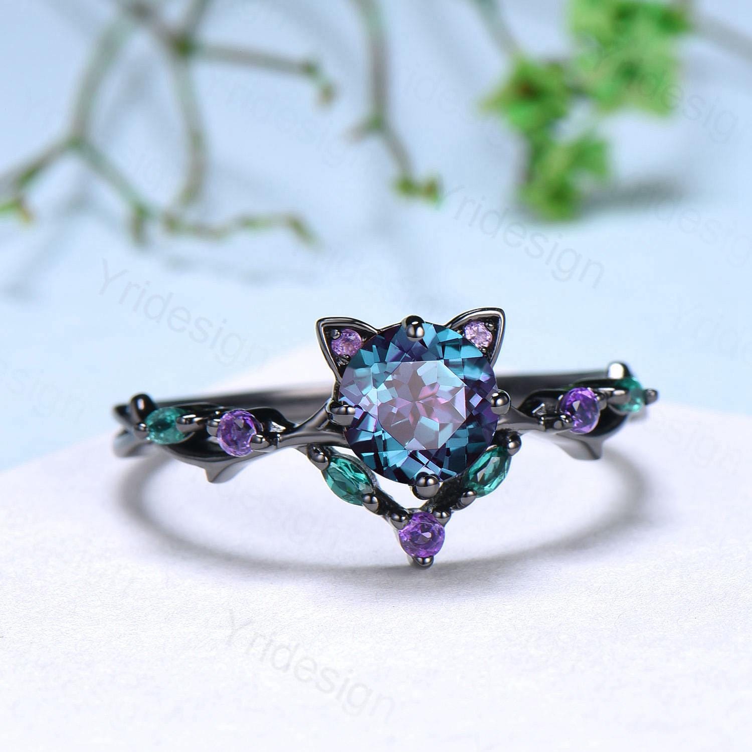 Unique Cat Alexandrite Ring Black Gold Color Change Alexandrite Engagement Ring Animal Inspired Amethyst Emerald Band Anniversary Ring Gift - PENFINE