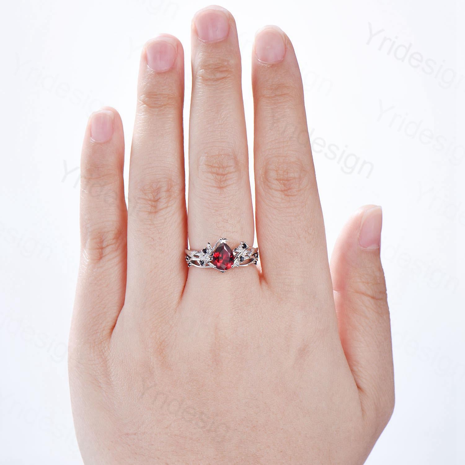 Pear shaped natural garnet ring set Nature inspired garnet engagement ring leaf vine black spinel band January birthstone bridal set women - PENFINE