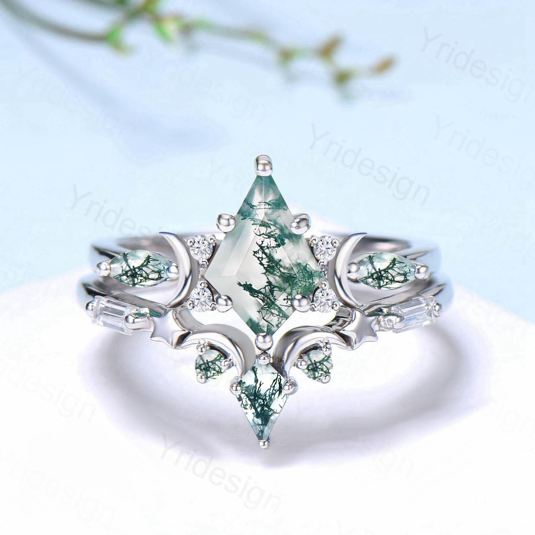 Yellow gold kite cut nature moss agate ring set Unique crescent moon star agate engagement ring Handmade anniversary gift Wedding bridal set - PENFINE