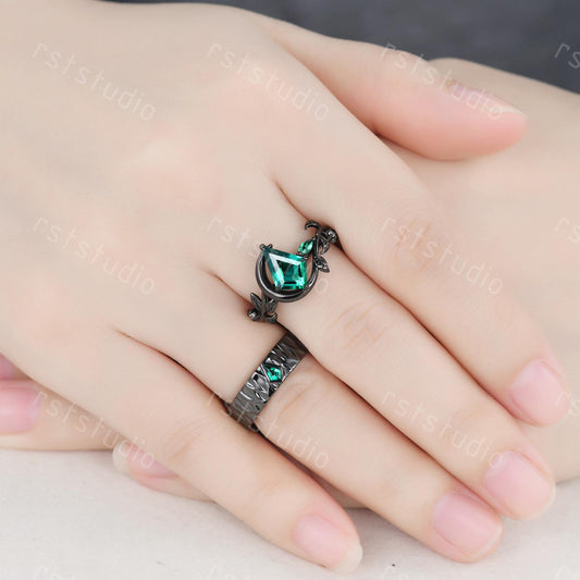 Emerald Kite Cut Couples Ring Set: Black Silver Wedding Bands