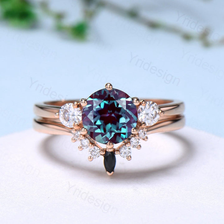 Retro Round Alexandrite Engagement Ring Alexandrite Moissanite Wedding Ring Set Three Stone Color Changing Art Deco Stacking Band Women Gift - PENFINE