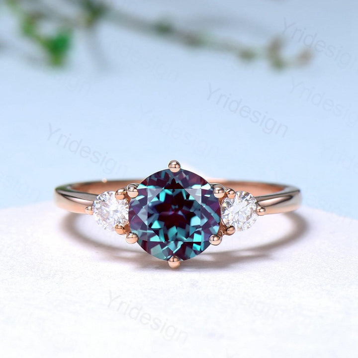 Retro Round Alexandrite Engagement Ring Alexandrite Moissanite Wedding Ring Set Three Stone Color Changing Art Deco Stacking Band Women Gift - PENFINE