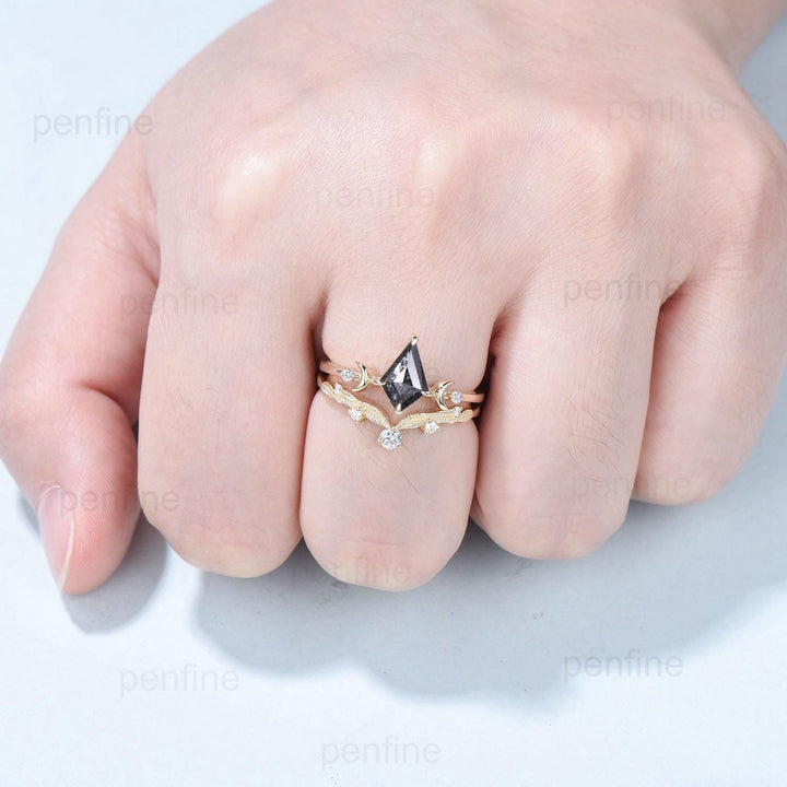 Vintage kite shaped salt and pepper diamond engagement ring set yellow gold Unique celestial moon wedding ring for women dainty promise ring - PENFINE