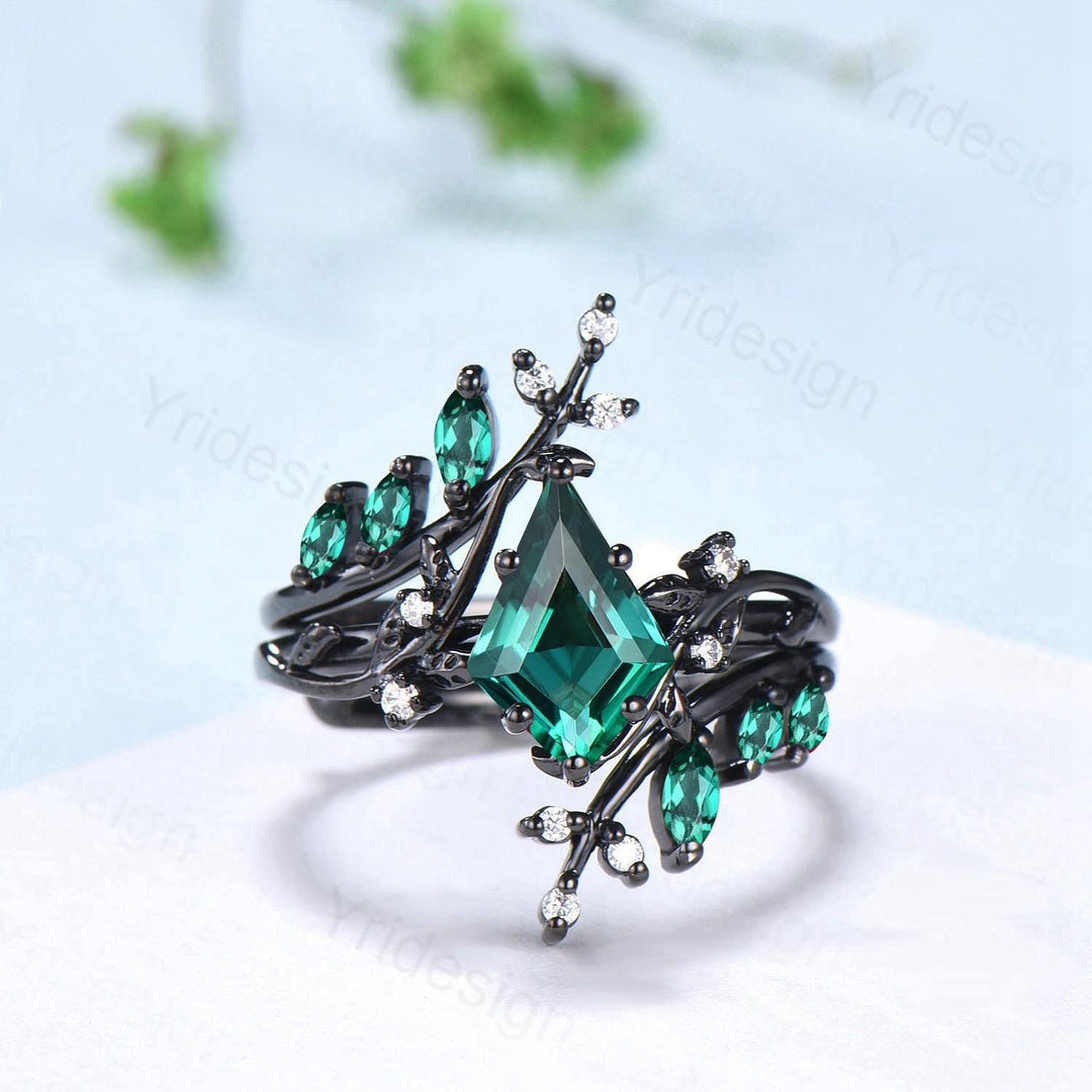 Unique gothic kite cut emerald engagement ring set black gold cluster engagement ring nature inspired marquise may birthstone wedding set - PENFINE