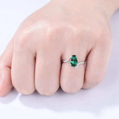 Unique Snake emerald engagement ring cold-blooded coffin shaped May birthstone three stone wedding ring for women anniversary promise gift - PENFINE