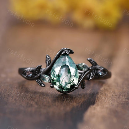 Vintage Moss Agate Couple Ring Set: Black Gold Wedding Bands