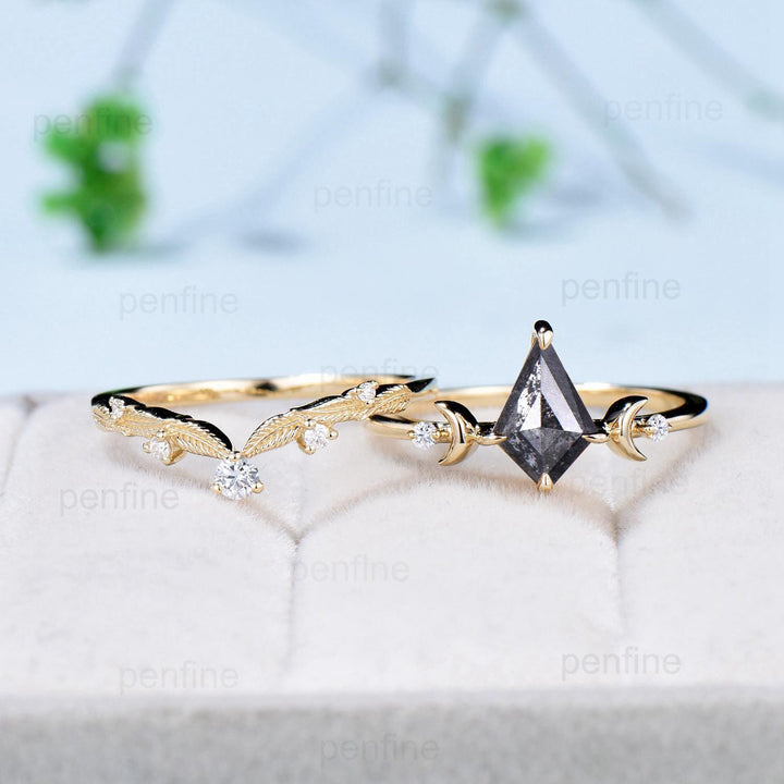 Vintage kite shaped salt and pepper diamond engagement ring set yellow gold Unique celestial moon wedding ring for women dainty promise ring - PENFINE