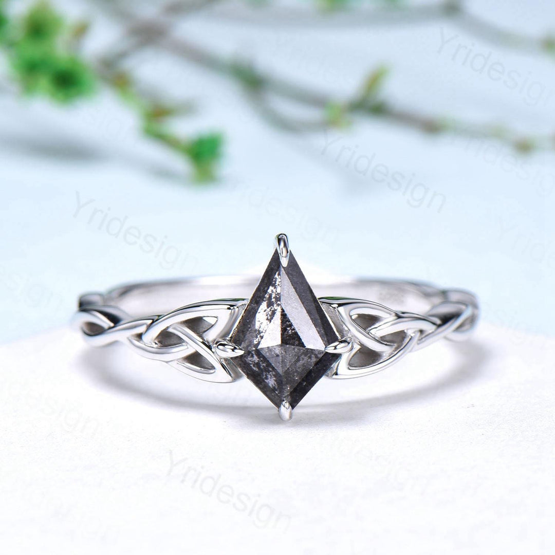 Norse Viking Kite Cut Salt And Pepper Diamond Ring Celtic Love Pepper Diamond Engagement Ring Vintage Unique Twisted Wedding Ring Women - PENFINE