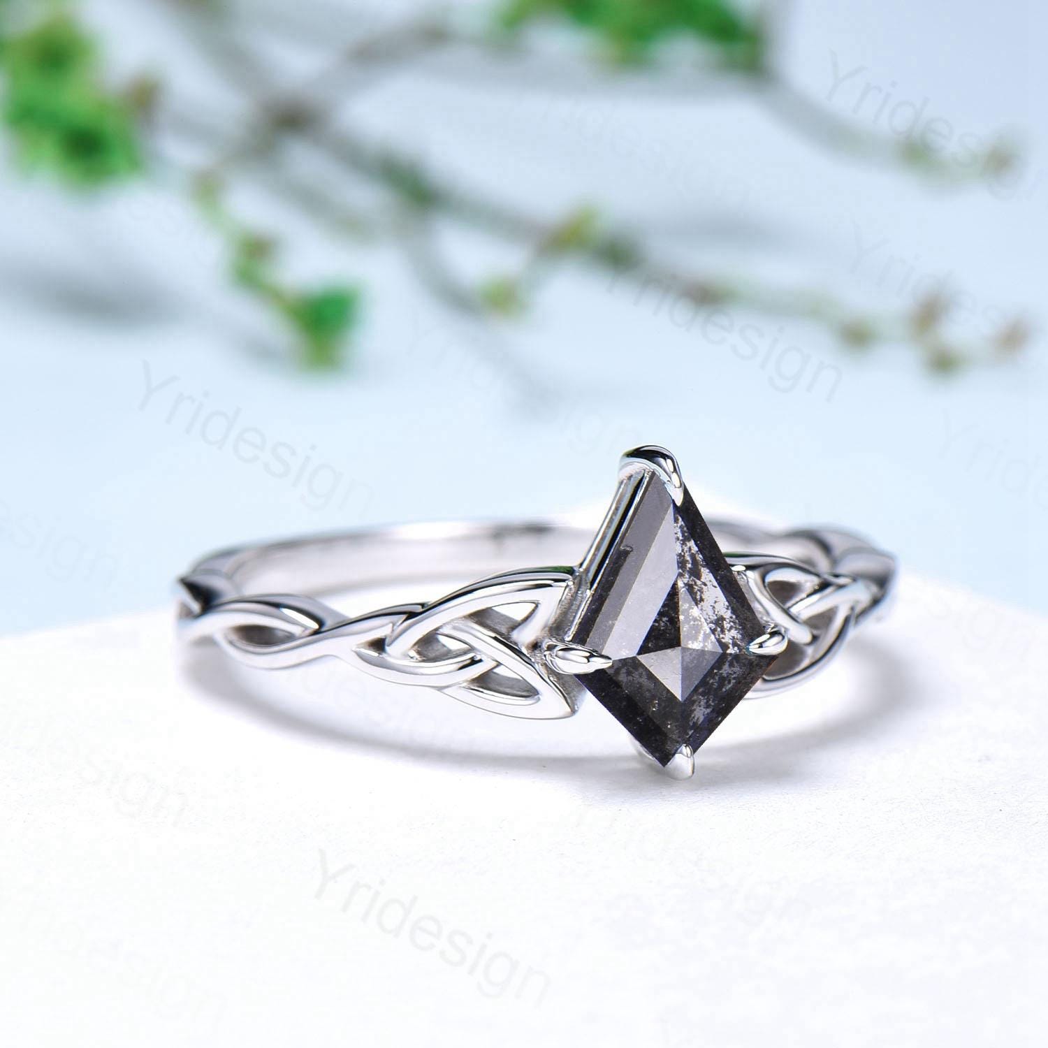 Norse Viking Kite Cut Salt And Pepper Diamond Ring Celtic Love Pepper Diamond Engagement Ring Vintage Unique Twisted Wedding Ring Women - PENFINE