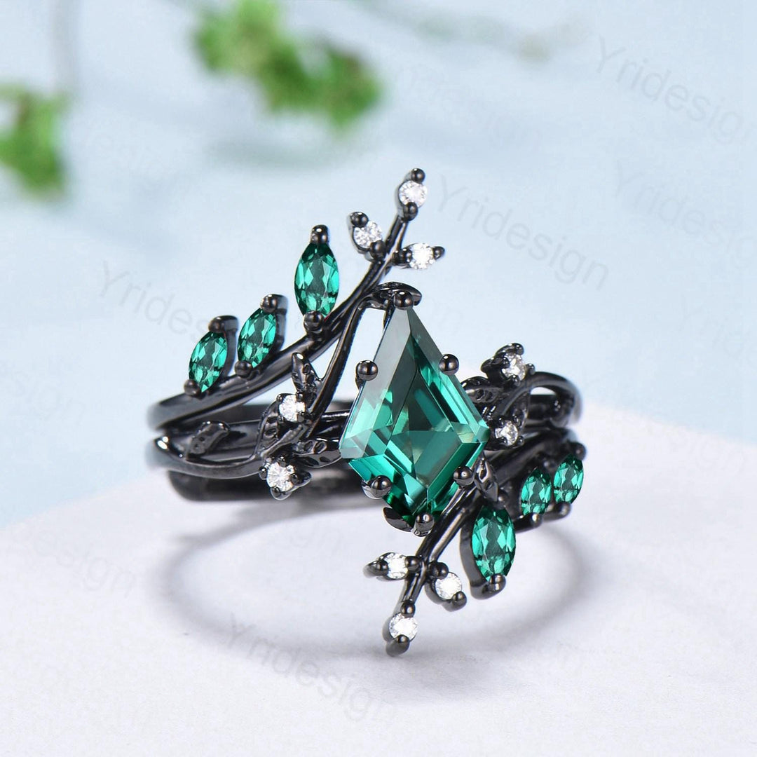 Unique gothic kite cut emerald engagement ring set black gold cluster engagement ring nature inspired marquise may birthstone wedding set - PENFINE