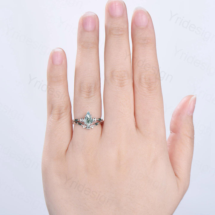 Vintage kite cut moss agate ring Five Stone crescent moon engagement ring art deco delicate bridal wedding set handmade anniversary gift - PENFINE