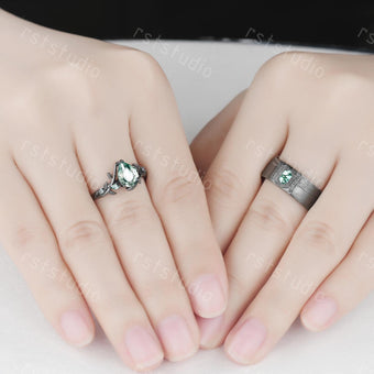Vintage Moss Agate Couple Ring Set: Black Gold Wedding Bands