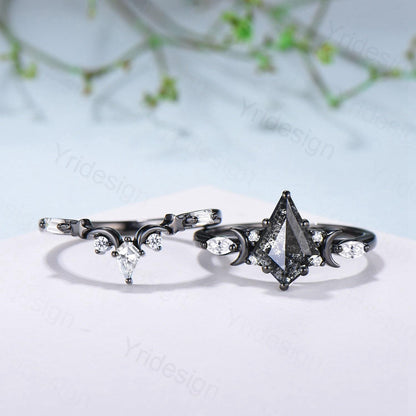 Vintage kite cut salt and pepper diamond engagement ring set Moons and star black gold diamond ring gothic bridal wedding set handmade gifts - PENFINE