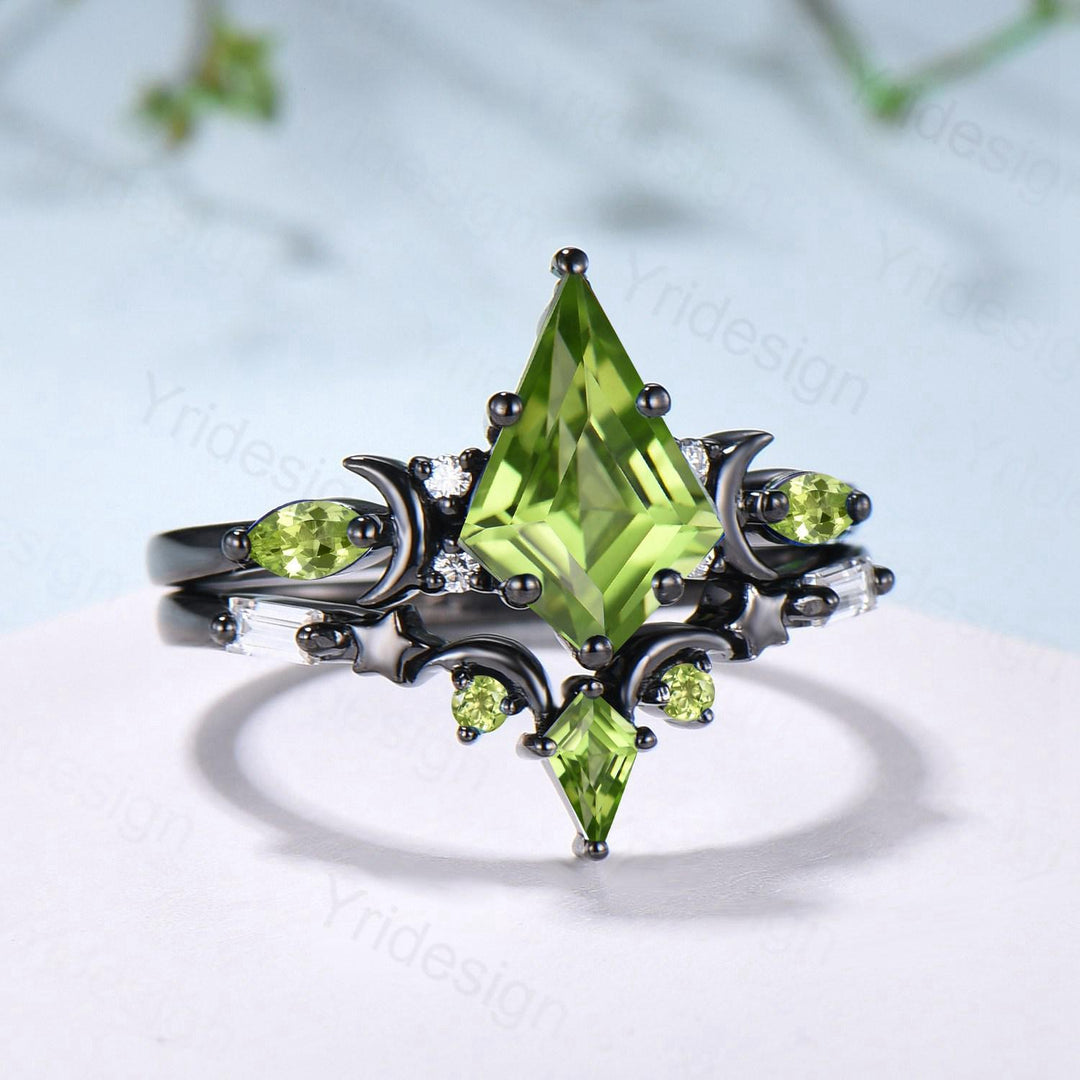 Vintage Kite Cut Peridot Engagement Ring Set Black Gold Unique Moon Star August Birthstone Wedding Ring Set Gothic Promise Anniversary Ring - PENFINE
