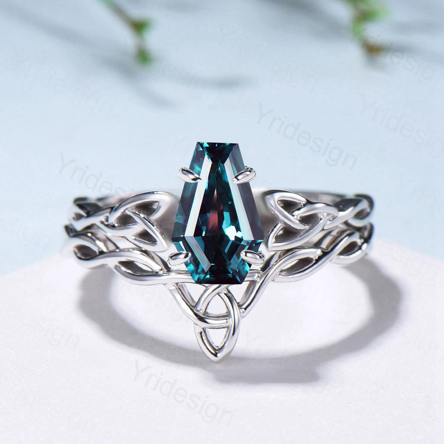 Norse Viking Alexandrite Wedding Ring Set Celtic Knot Lab Alexandrite Engagement Ring June Birthstone Jewelry Unique 2Pcs Twisted Bridal Set - PENFINE