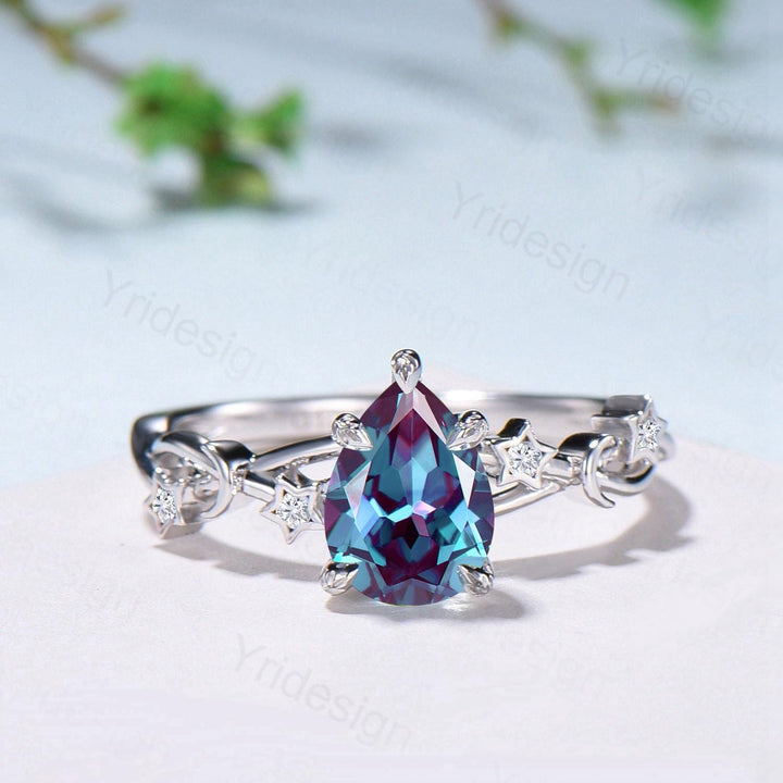 Vintage Pear Shaped Alexandrite Engagement Ring Moon Star Cluster Emerald Wedding Ring Silver White Gold Color Change Leaves Vine Prong Ring - PENFINE