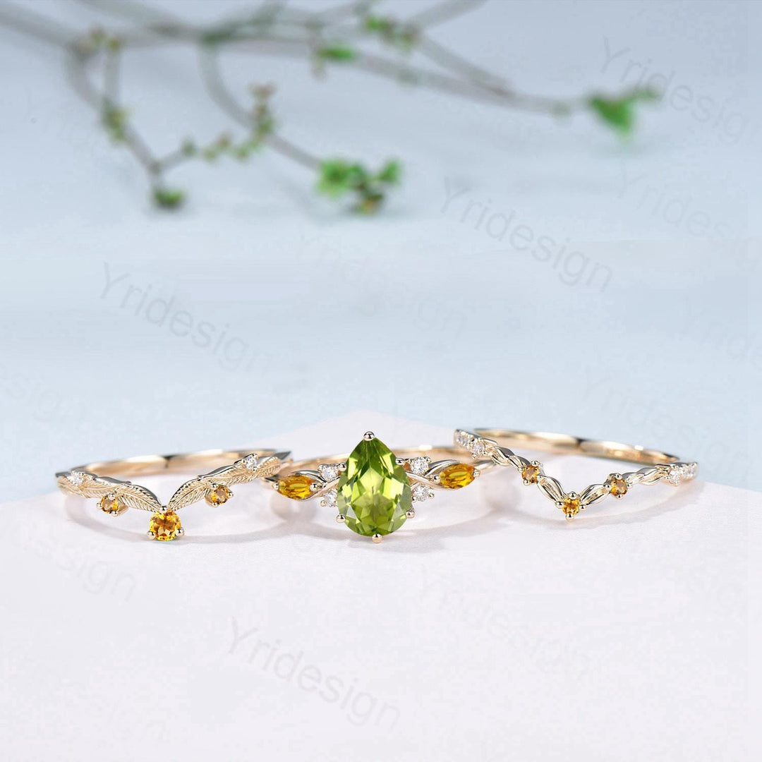 Vintage Peridot engagement ring set August birthstone wedding ring set Unique Citrine Bridal set Curved Anniversary Promise ring gifts women - PENFINE