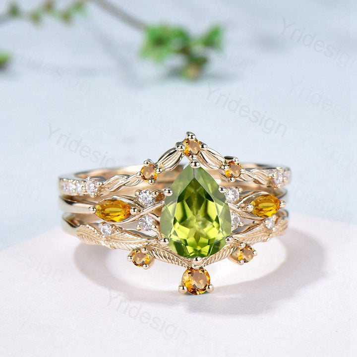 Vintage Peridot engagement ring set August birthstone wedding ring set Unique Citrine Bridal set Curved Anniversary Promise ring gifts women - PENFINE