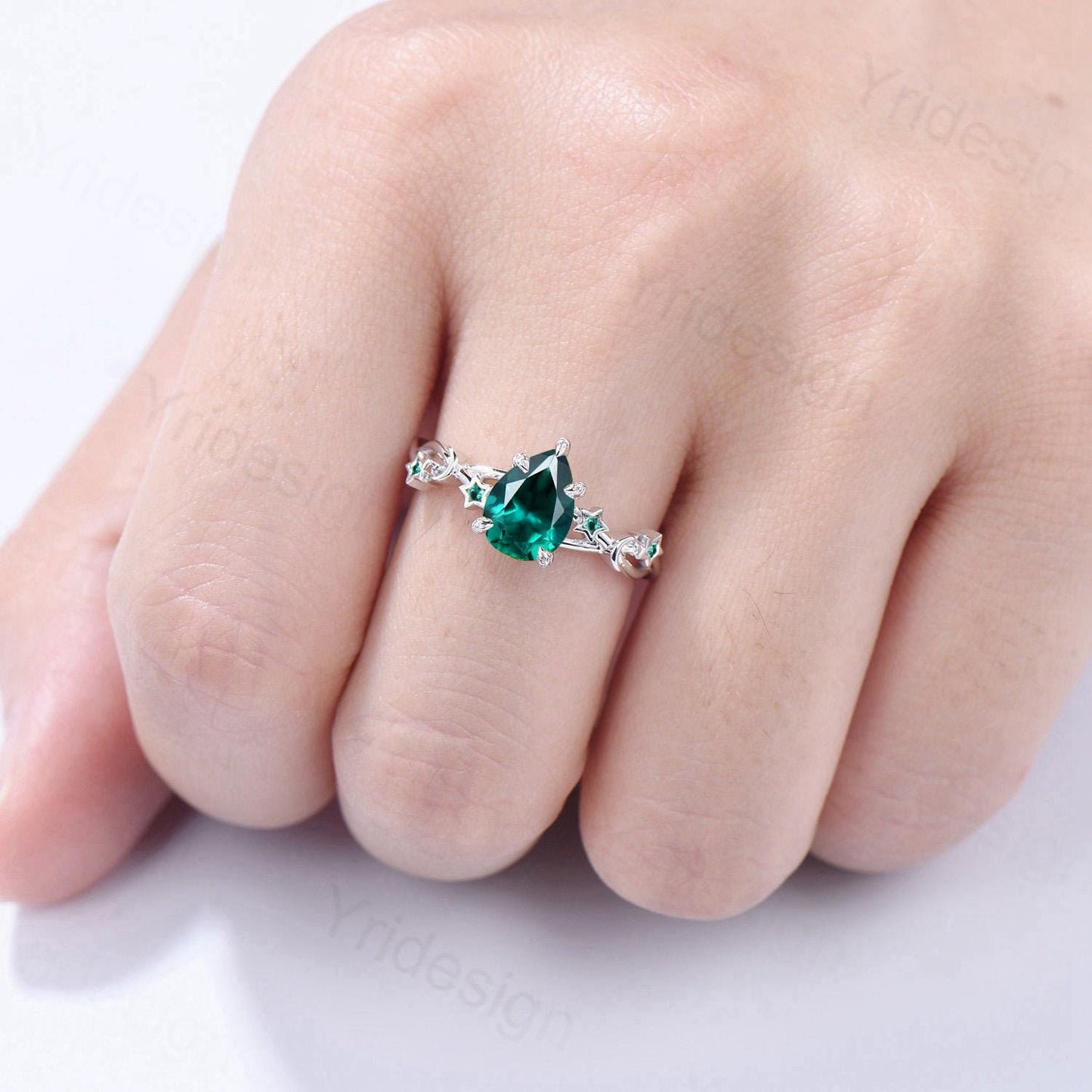Vintage Pear Shaped Emerald Engagement Ring Moon Star Cluster Amethyst Wedding Ring Silver White Gold May Birthstone Leaves Vine Prong Ring - PENFINE