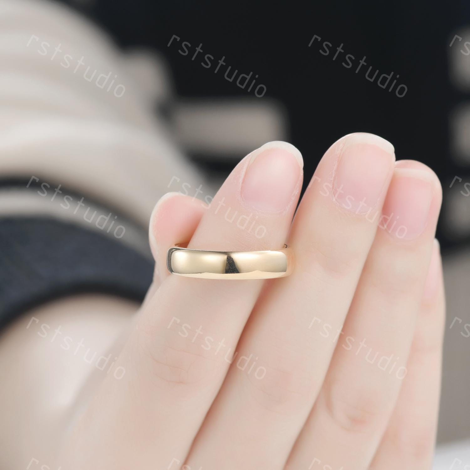 Men's 14K Yellow Gold Wedding Band: 5mm Rounded Comfort Fit Ring
