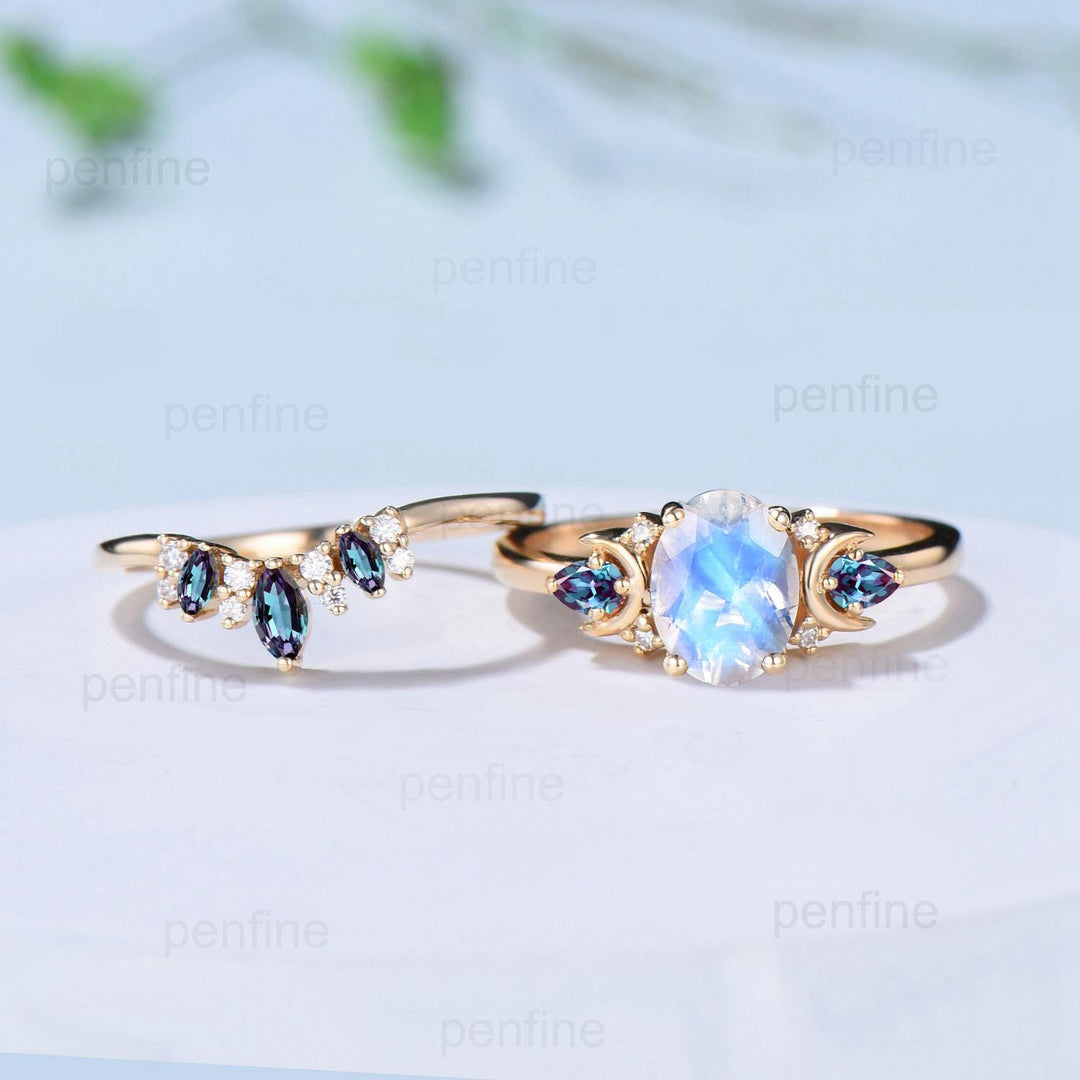 1.5ct Oval Natural Moonstone Engagement Ring Vintage 14K Yellow Gold Alexandrite Moon Wedding Ring June Birthstone Anniversary Promise Gifts - PENFINE