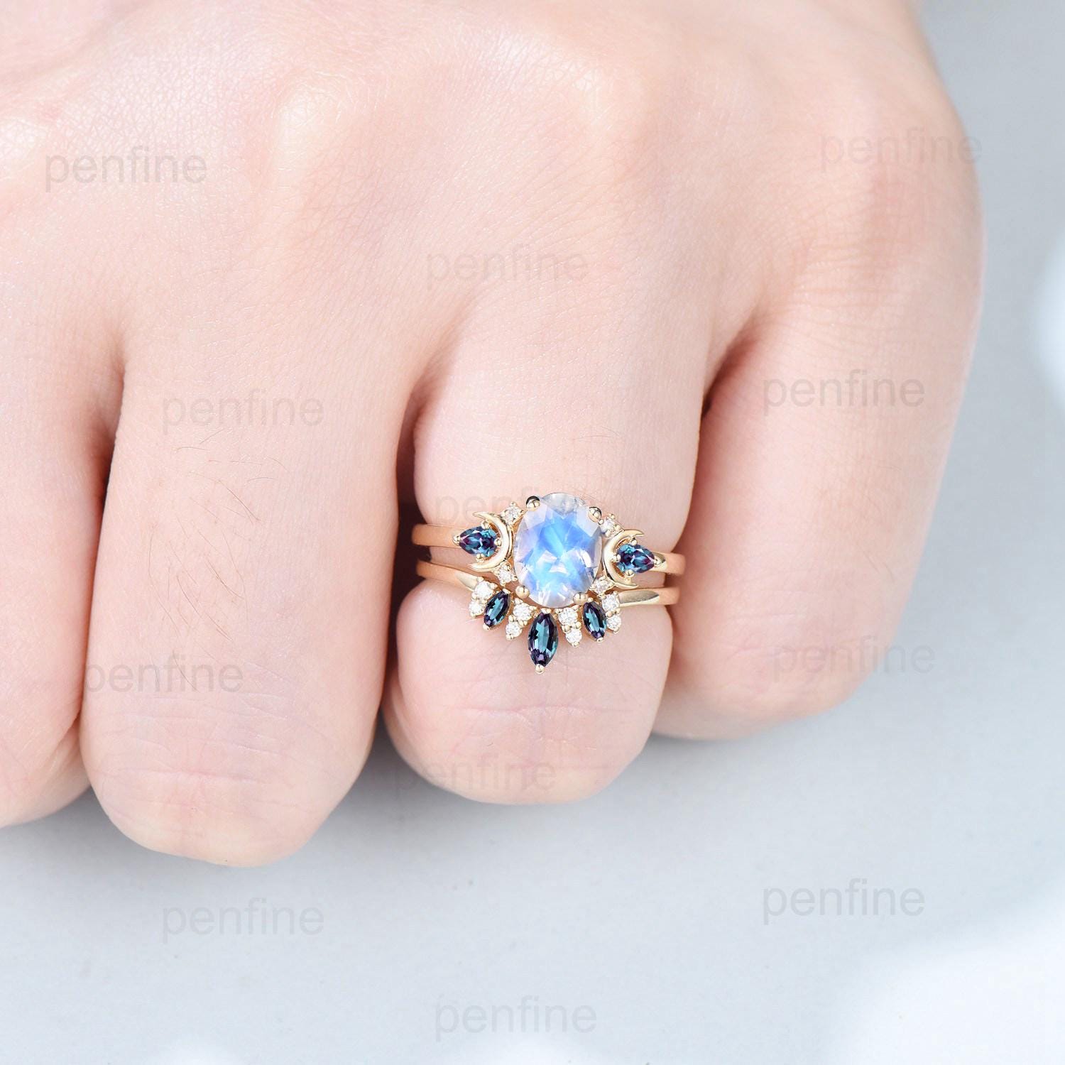 1.5ct Oval Natural Moonstone Engagement Ring Vintage 14K Yellow Gold Alexandrite Moon Wedding Ring June Birthstone Anniversary Promise Gifts - PENFINE