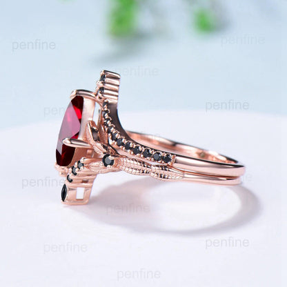 Vintage natural garnet ring set kite cut unique red garnet split shank engagement ring cluster black spinel bridal wedding ring leaf jewelry - PENFINE