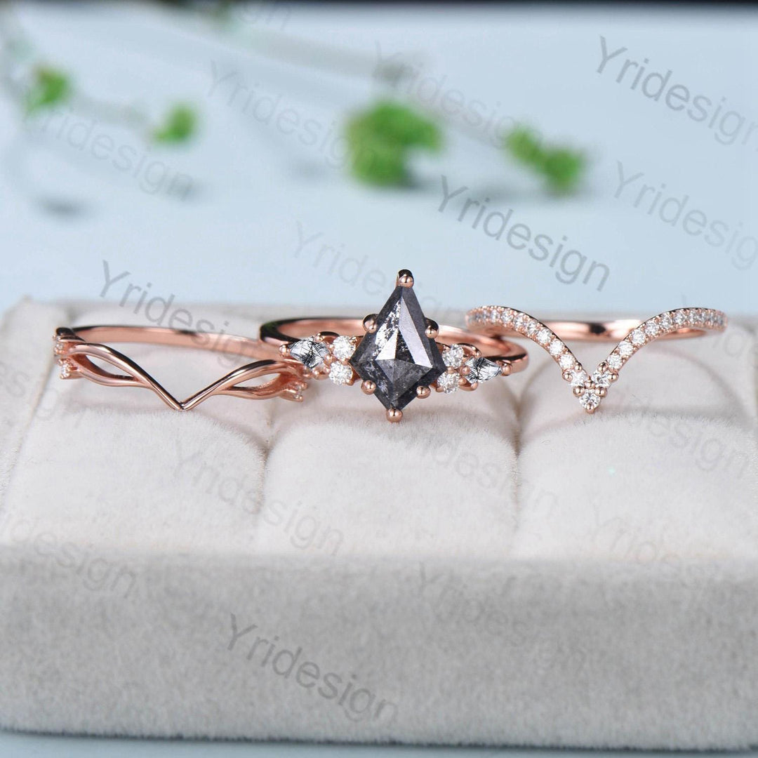 Vintage kite cut salt pepper diamond engagement ring set 14k rose gold six prong kite cut rutilated quartz ring unique bridal wedding set - PENFINE