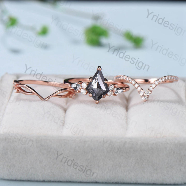 Vintage kite cut salt pepper diamond engagement ring set 14k rose gold six prong kite cut rutilated quartz ring unique bridal wedding set - PENFINE