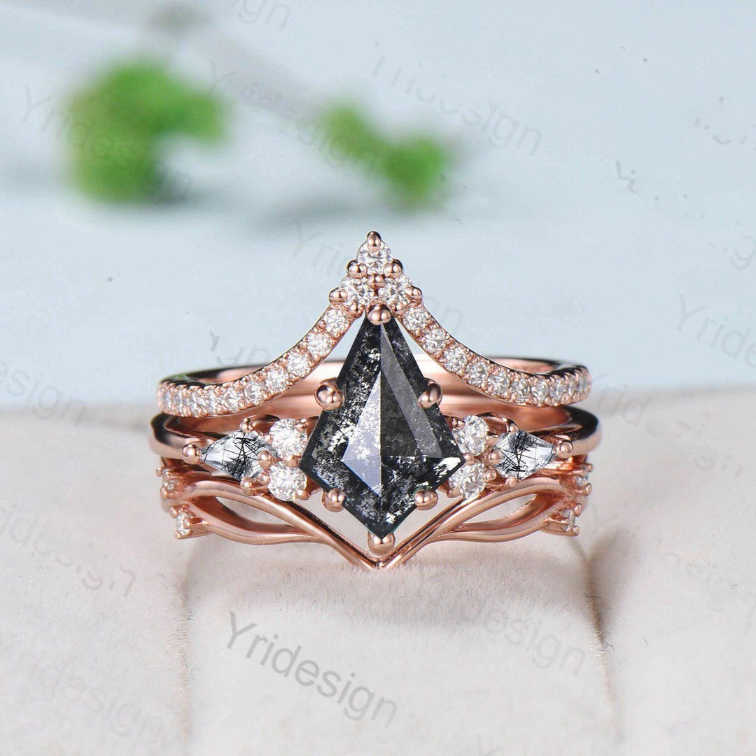 Vintage kite cut salt pepper diamond engagement ring set 14k rose gold six prong kite cut rutilated quartz ring unique bridal wedding set - PENFINE