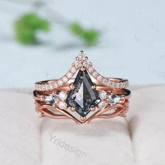 Vintage kite cut salt pepper diamond engagement ring set 14k rose gold six prong kite cut rutilated quartz ring unique bridal wedding set - PENFINE