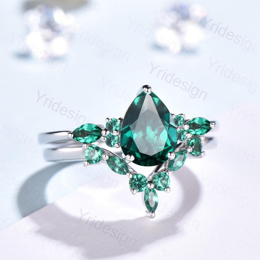 Vintage Pear Shaped Emerald Engagement Ring Set Retro Marquise Emerald Wedding Ring Set Art Deco Green Gemstone Anniversary Bridal Ring Set - PENFINE