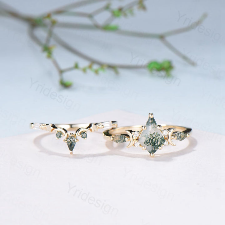 Yellow gold kite cut nature moss agate ring set Unique crescent moon star agate engagement ring Handmade anniversary gift Wedding bridal set - PENFINE