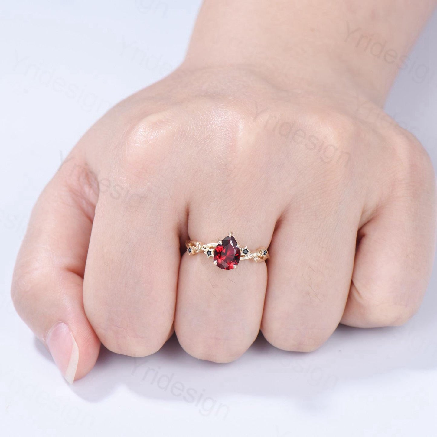 Vintage Pear Shaped Natural Garnet Engagement Ring Yellow Gold Moon Star Spinel Wedding Ring Jan Birthstone September Promise Ring For Women - PENFINE