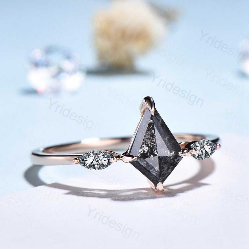 Simple Kite Cut Salt And Pepper Diamond Ring Minimalist Pepper Black Diamond Engagement Ring Vintage Rose Gold Rutilated Quartz Promise Ring - PENFINE