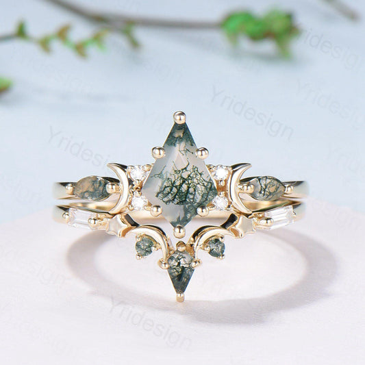 Yellow gold kite cut nature moss agate ring set Unique crescent moon star agate engagement ring Handmade anniversary gift Wedding bridal set - PENFINE