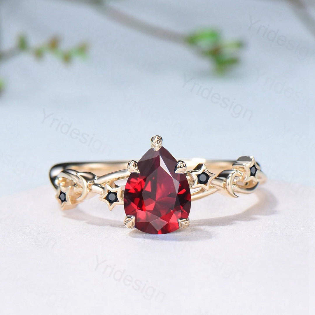 Vintage Pear Shaped Natural Garnet Engagement Ring Yellow Gold Moon Star Spinel Wedding Ring Jan Birthstone September Promise Ring For Women - PENFINE