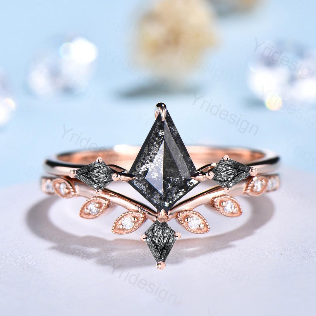 Three Stone kite Cut Salt and Pepper Diamond Engagement Ring Set Minimalist Black Rutilated Quartz Promise Ring 2pcs Bridal Wedding Gifts - PENFINE